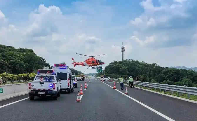 洮北区高速公路汽车救援案例